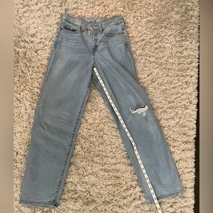 Distressed loose straight leg mom jeans